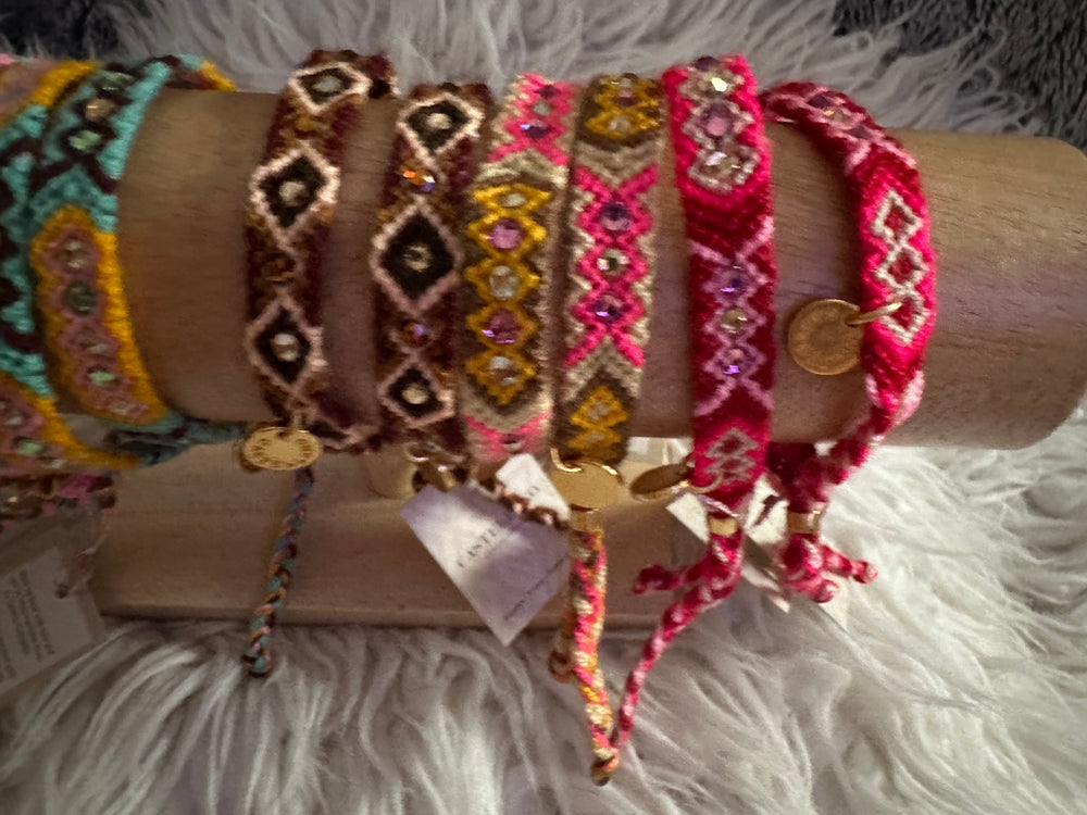 Castellano Wayuu Skinny Bracelet